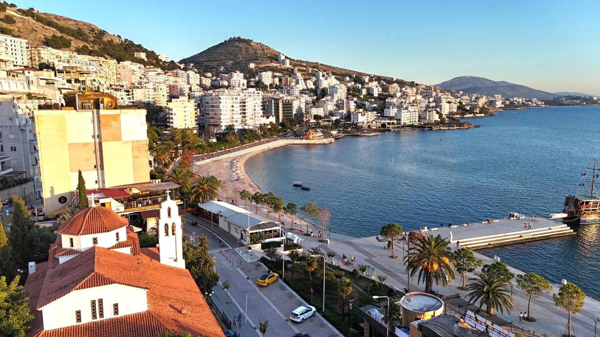 Saint Tropez Apartment Sarandë Eksteriør billede