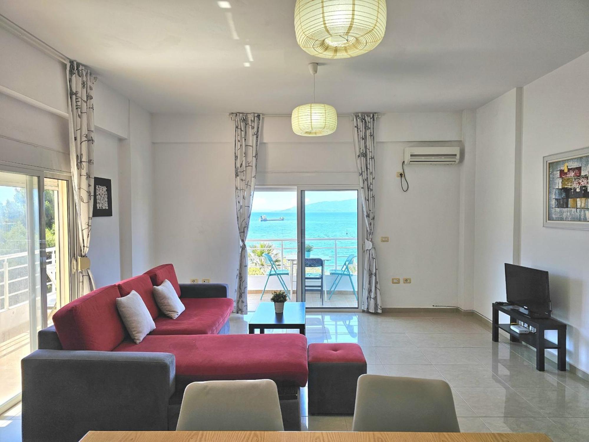 Saint Tropez Apartment Sarandë Eksteriør billede
